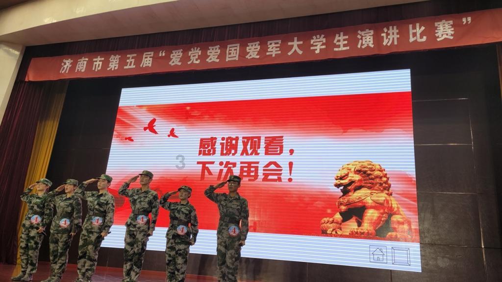 小萝莉泰国度假