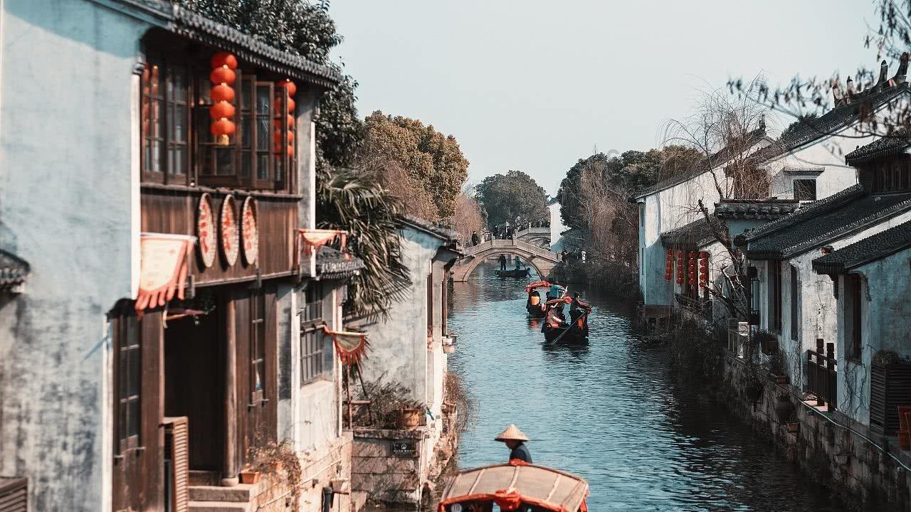 2024全省两会特别报道 以团结凝聚力量 以奋斗铸就伟业 热烈祝贺省十四届人大二次会议开幕